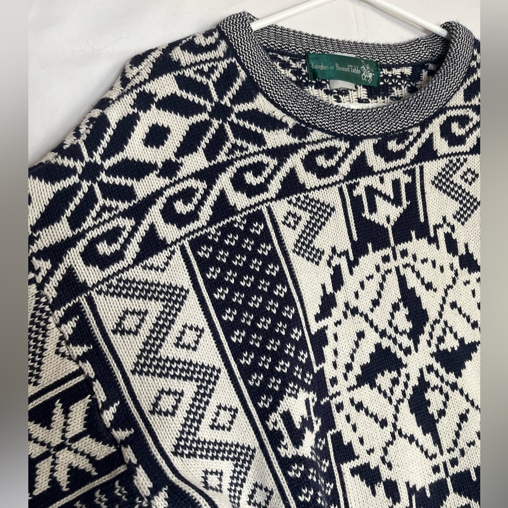 Vintage Knights Terrace Compass Rose Graphic Knit Sweater • Aesthetic Retro 90s - Picture 6 of 11